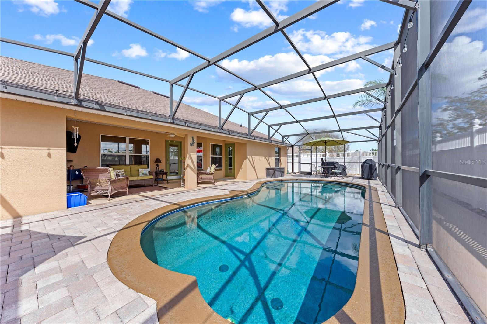 KEYSTONE POINTE PH 1 - Residential