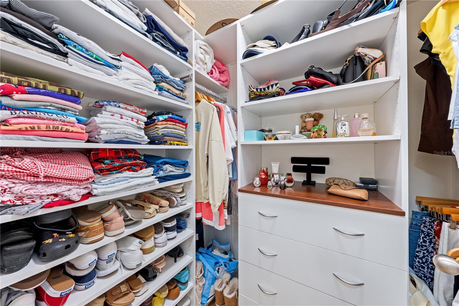 KEYSTONE POINTE PH 1 - Residential