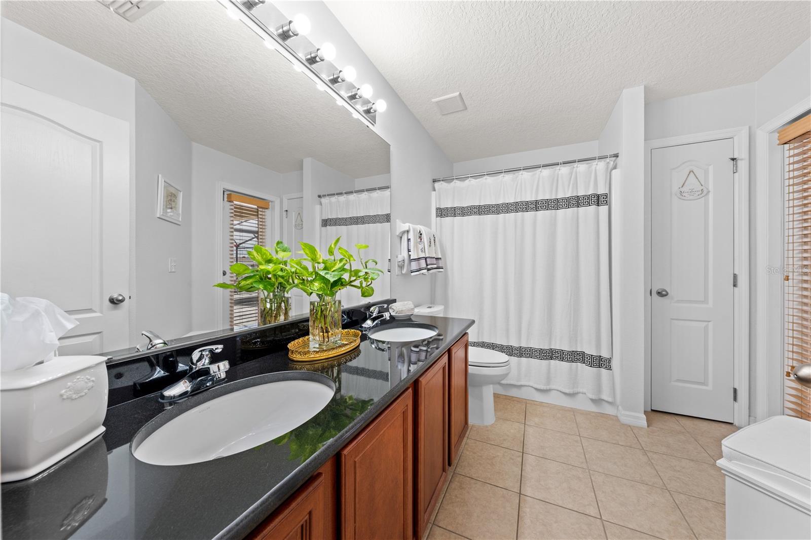 KEYSTONE POINTE PH 1 - Residential