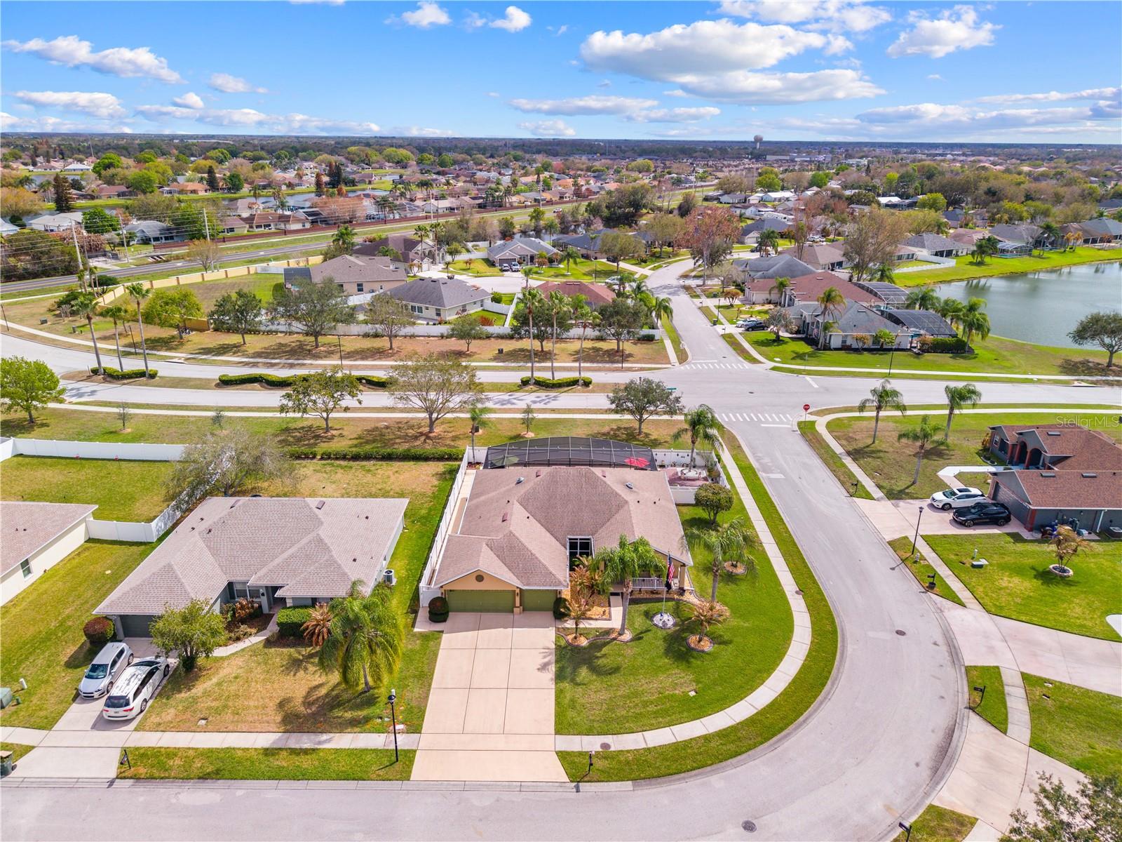 KEYSTONE POINTE PH 1 - Residential