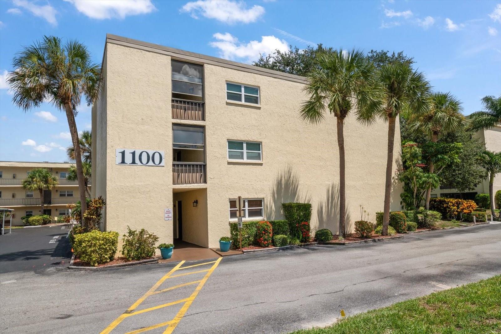 11485 OAKHURST ROAD 1100-304