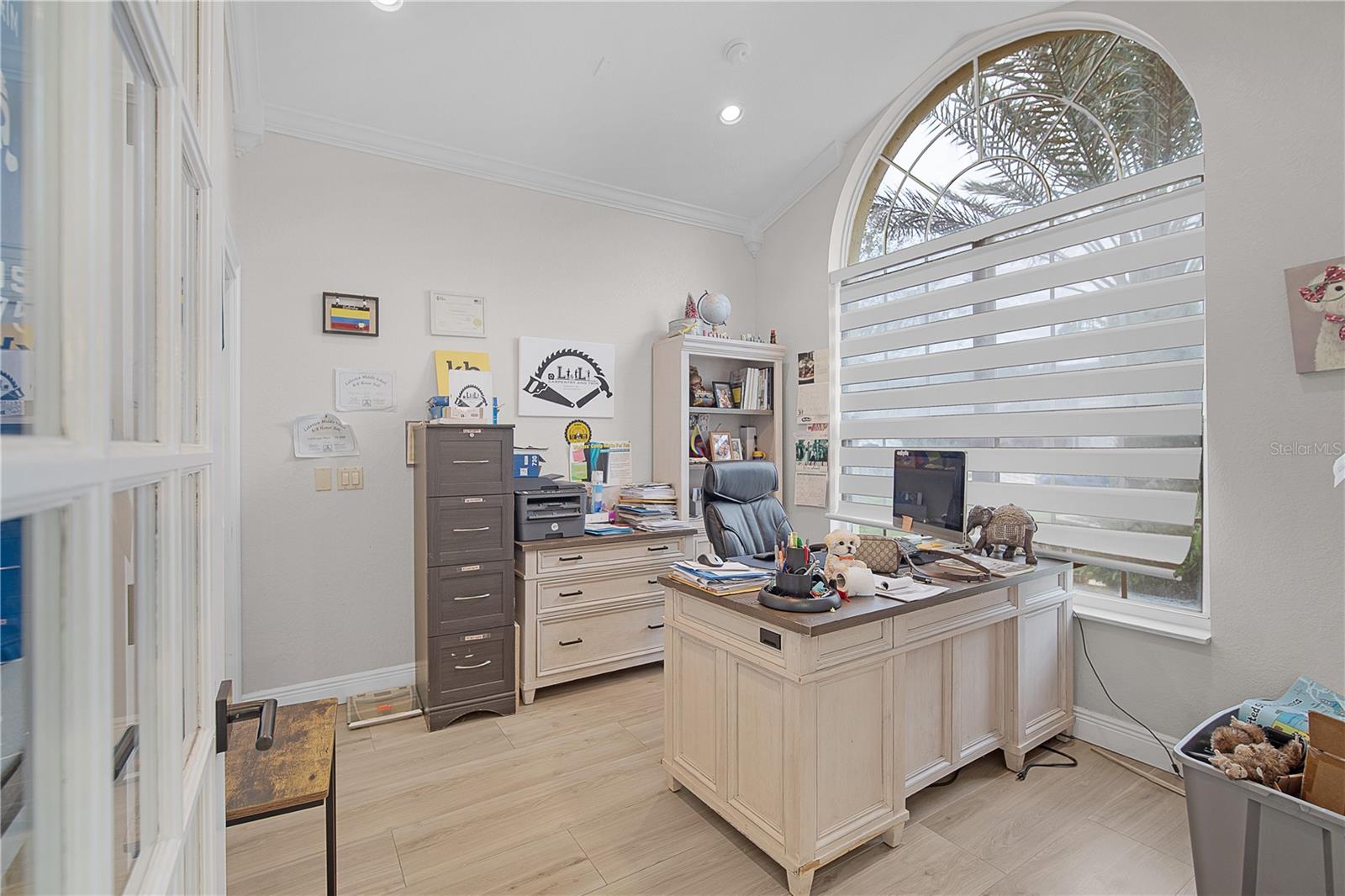 ISLAND POINTE SUB - Residential Lease