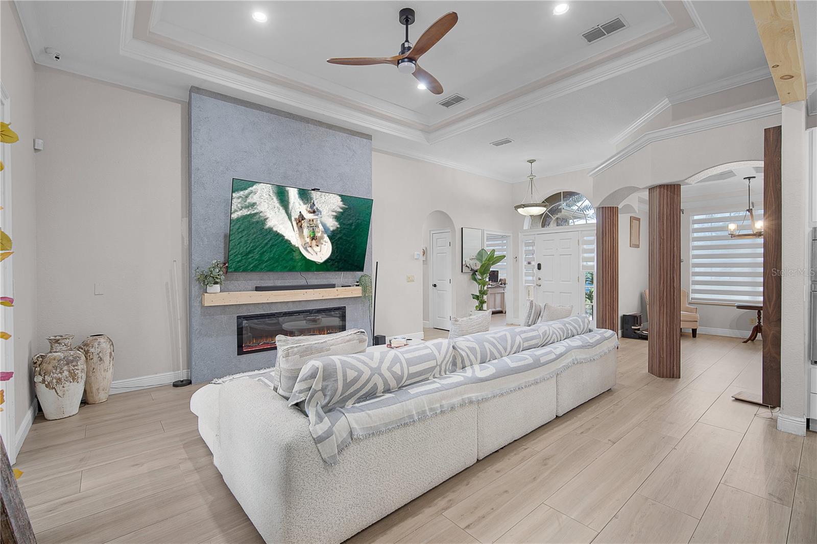 ISLAND POINTE SUB - Residential Lease