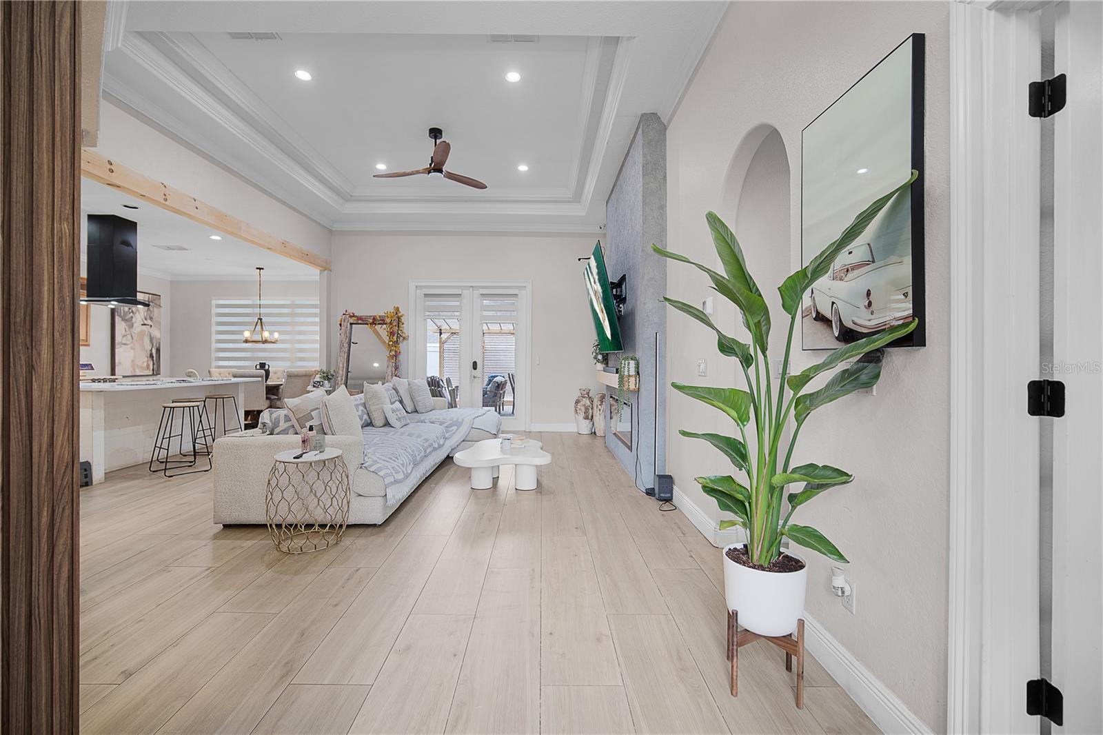 ISLAND POINTE SUB - Residential Lease