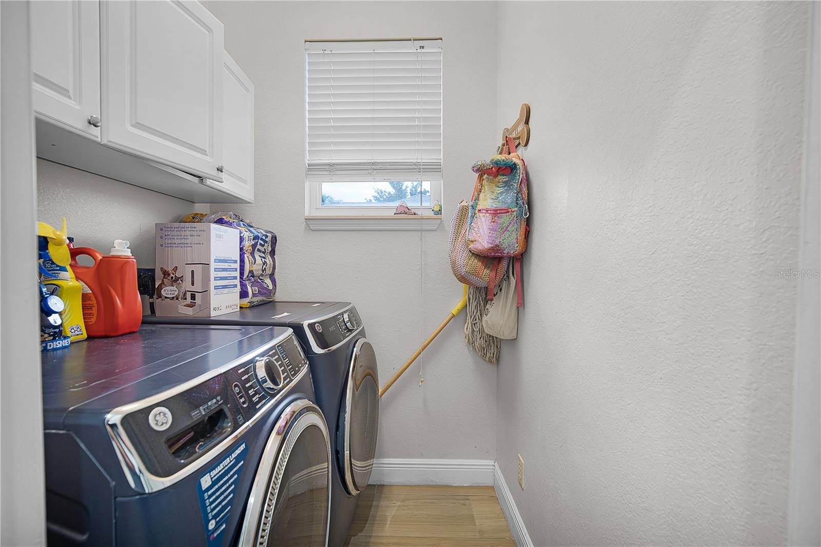 ISLAND POINTE SUB - Residential Lease