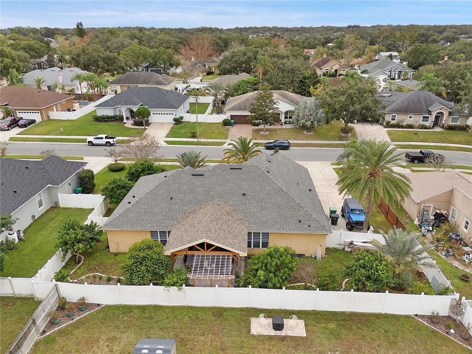 ISLAND POINTE SUB - Residential Lease