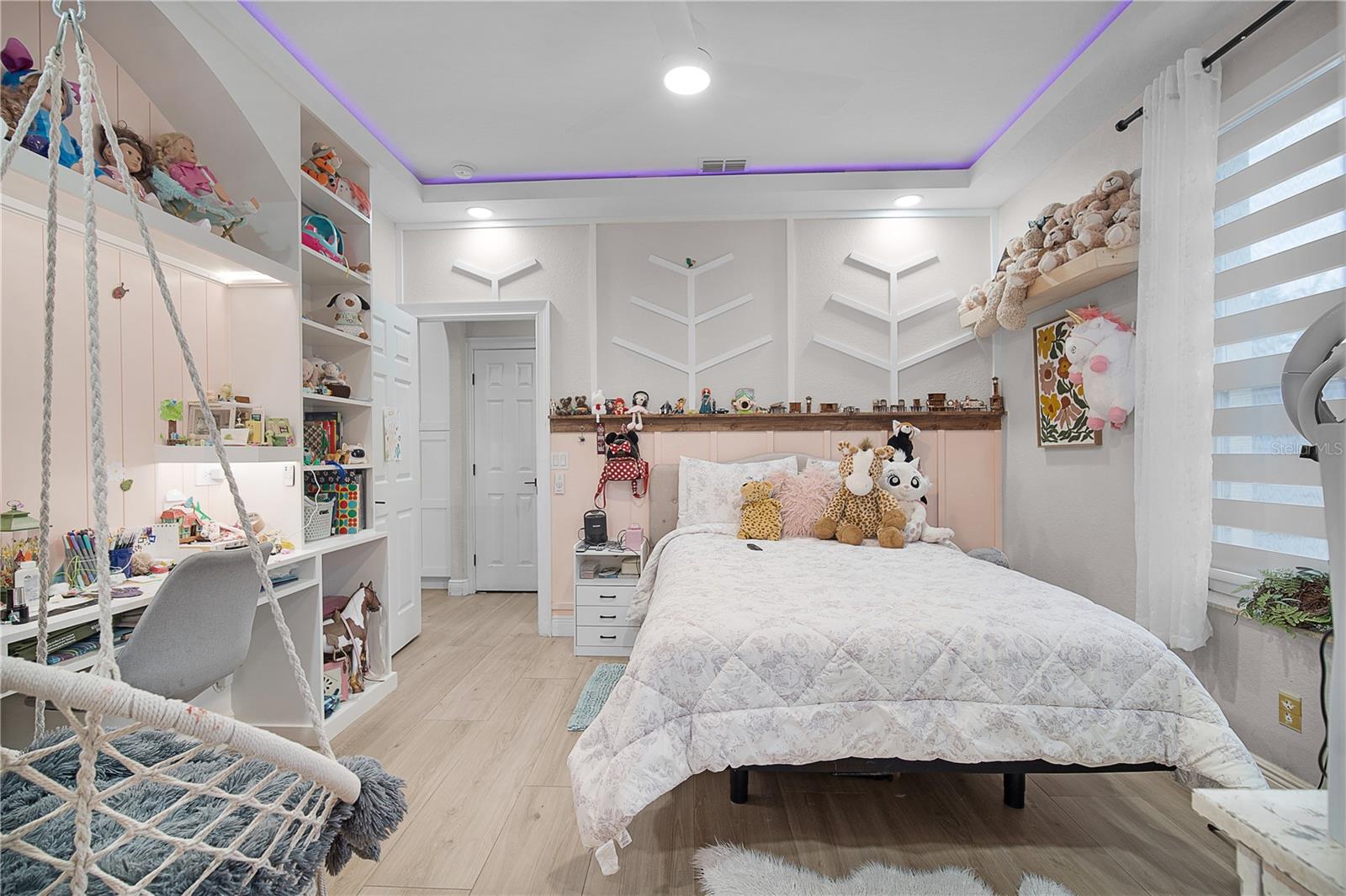 ISLAND POINTE SUB - Residential Lease