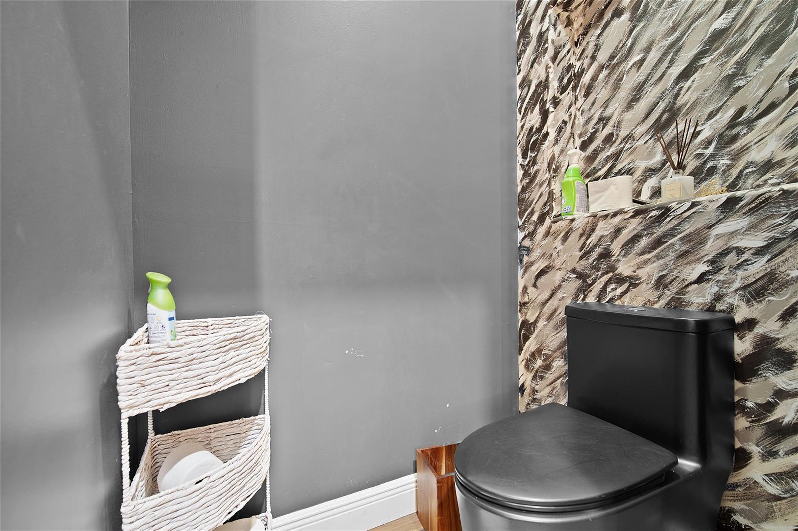 ISLAND POINTE SUB - Residential Lease