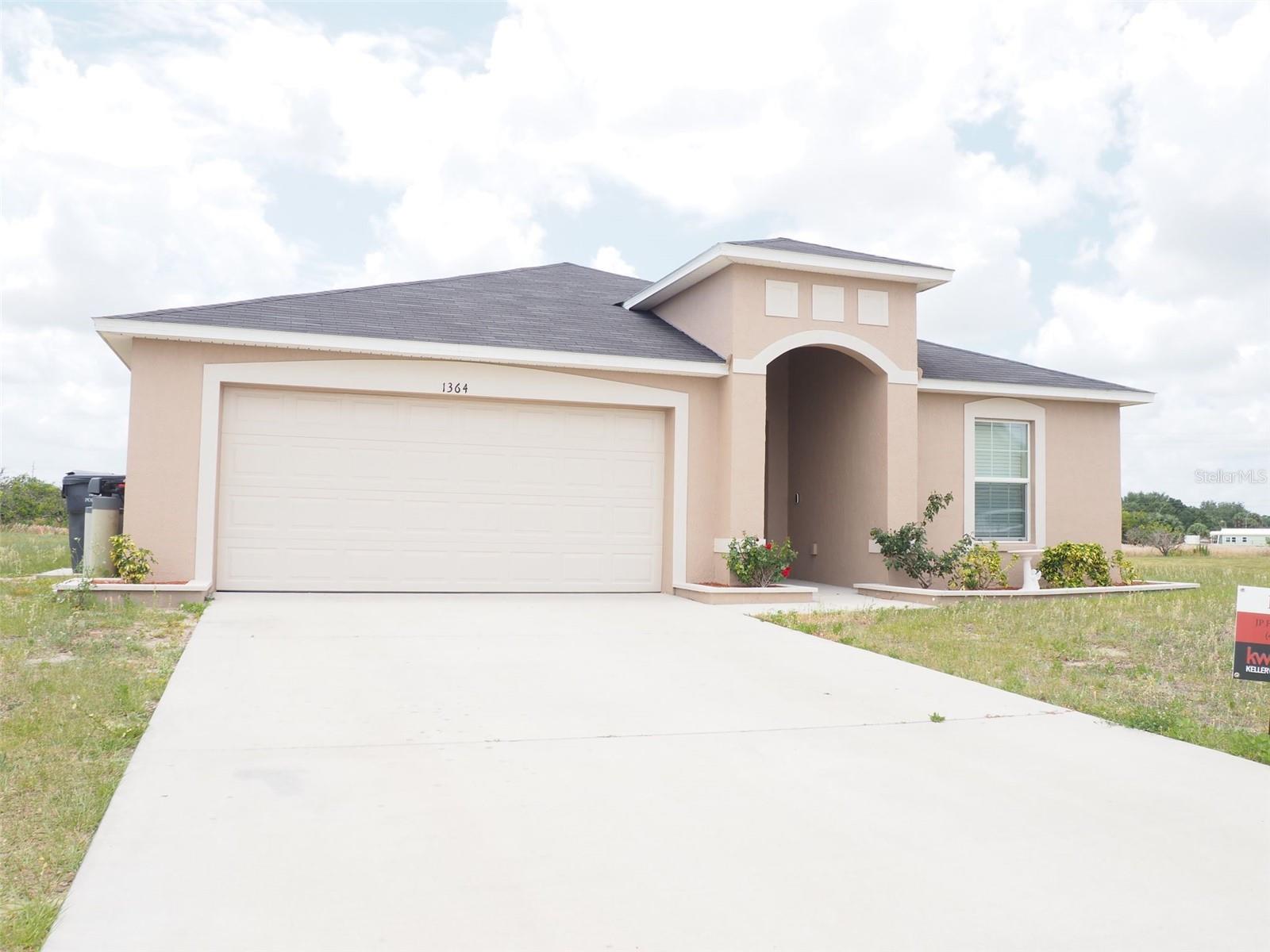 SNELL CREEK MANOR - Residential Lease