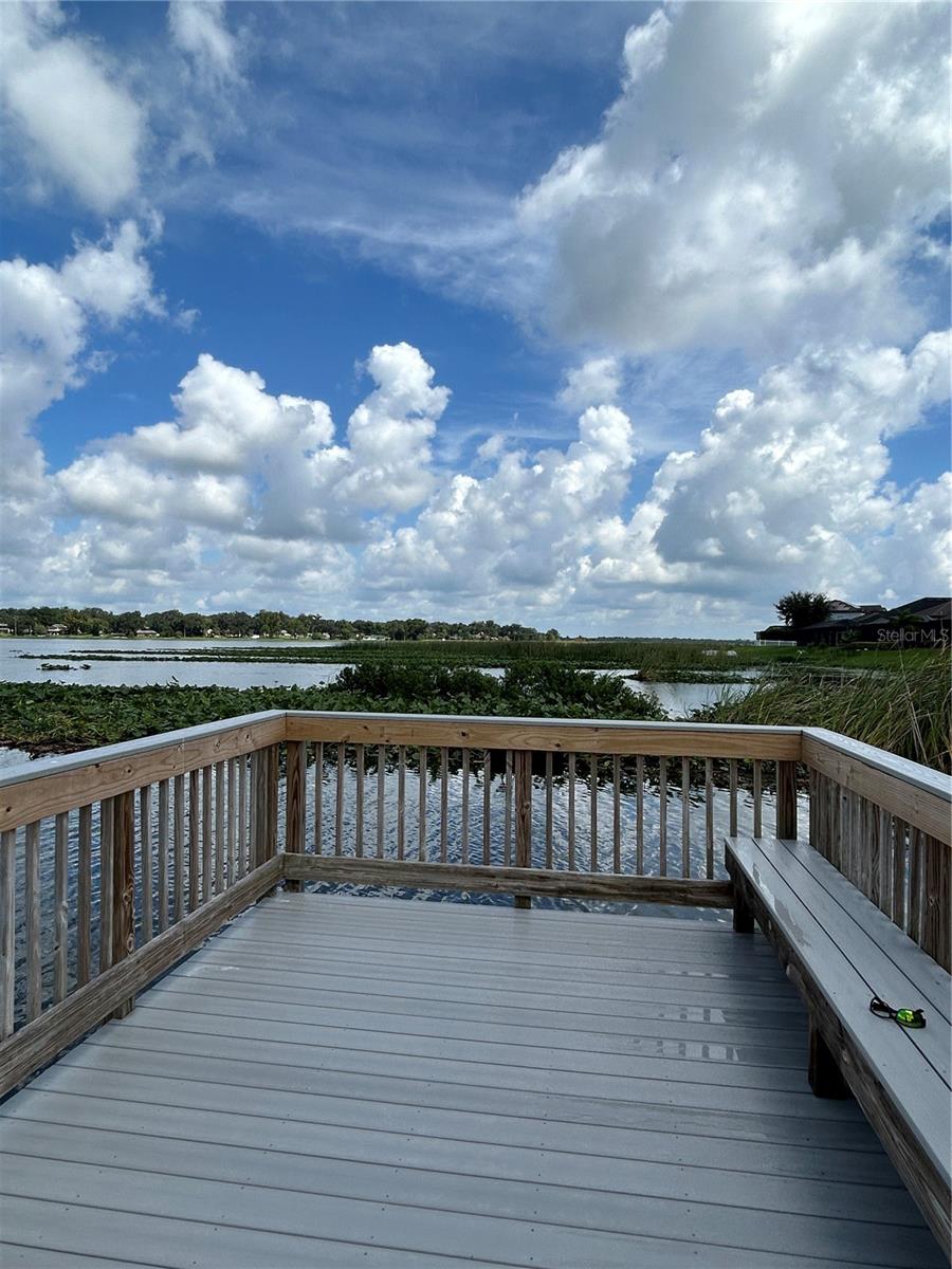 OAKS AT LAKE PARKER - Residential Lease