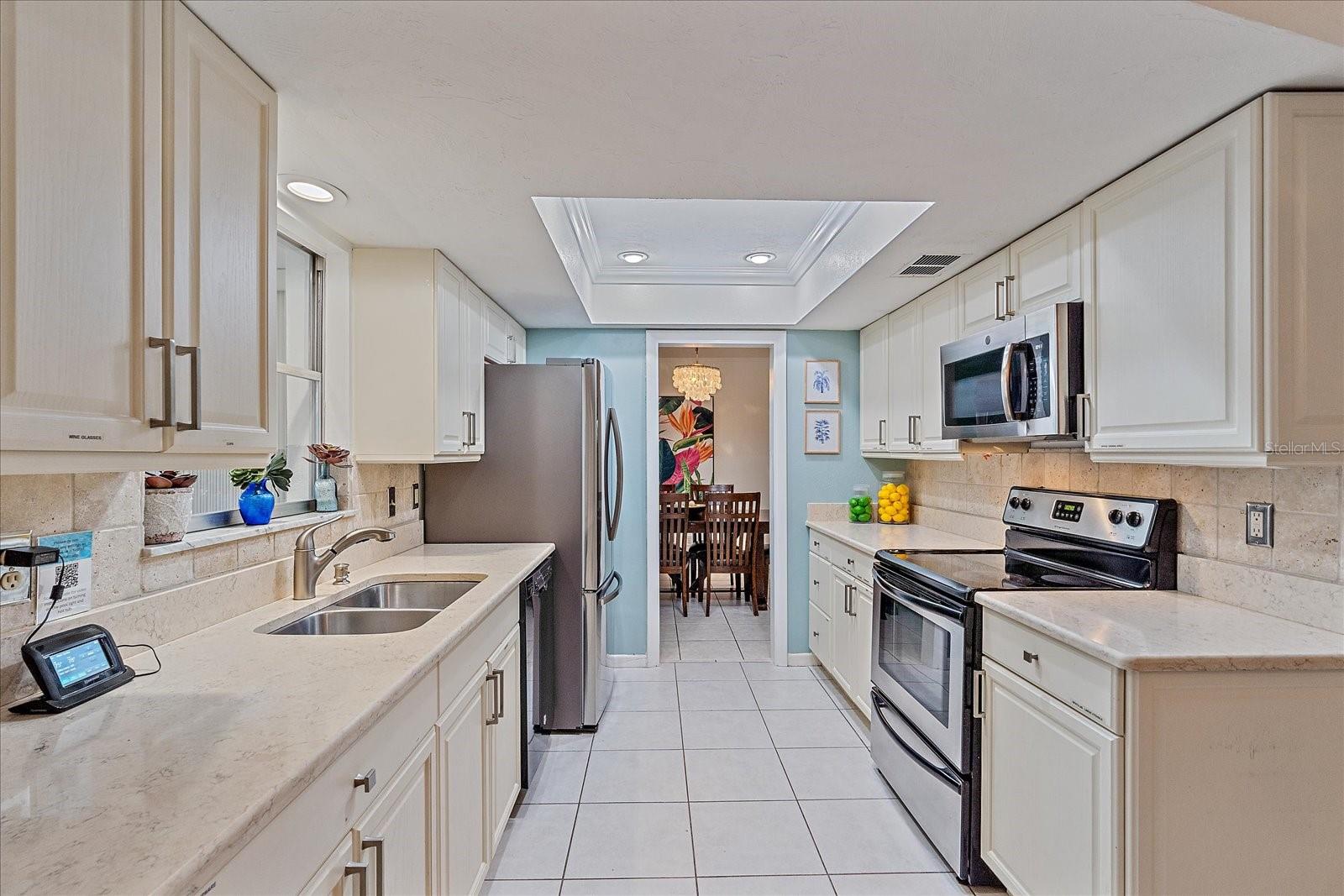 VILLAGE GREEN OF BRADENTON - Residential