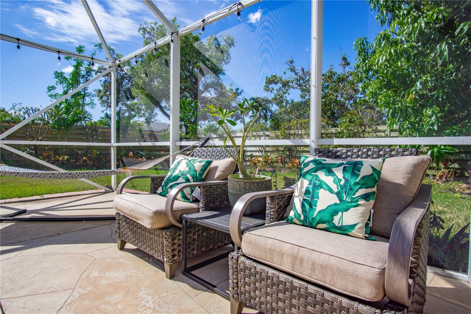 VILLAGE GREEN OF BRADENTON - Residential