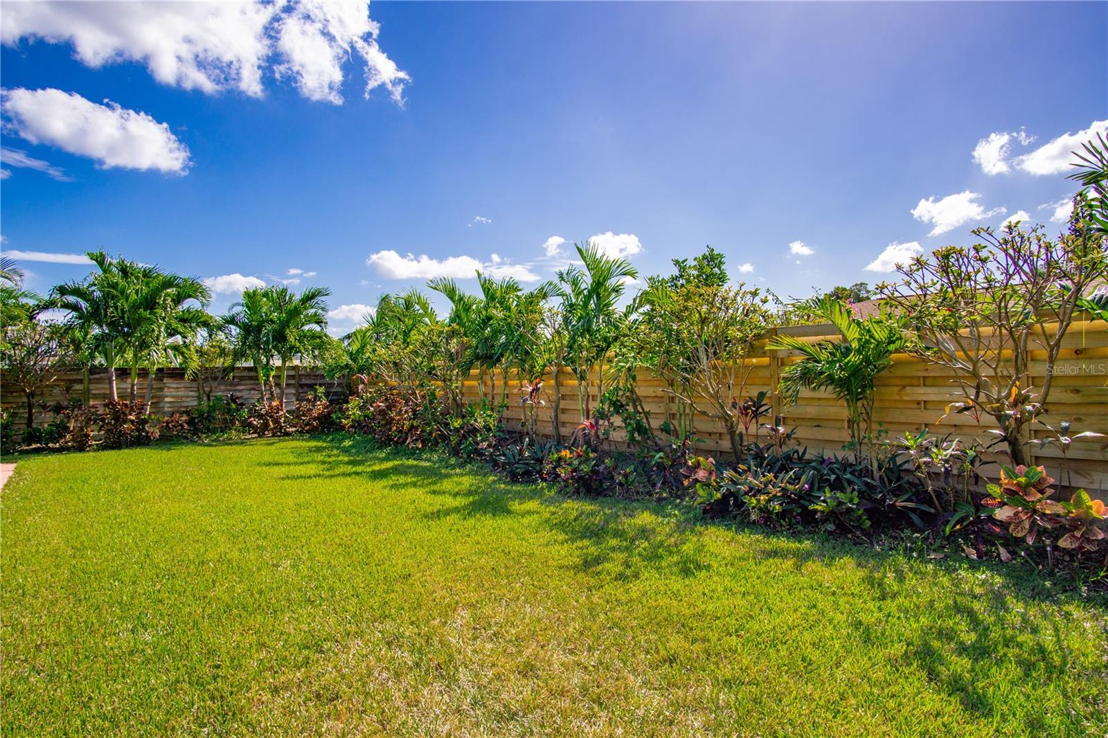 VILLAGE GREEN OF BRADENTON - Residential