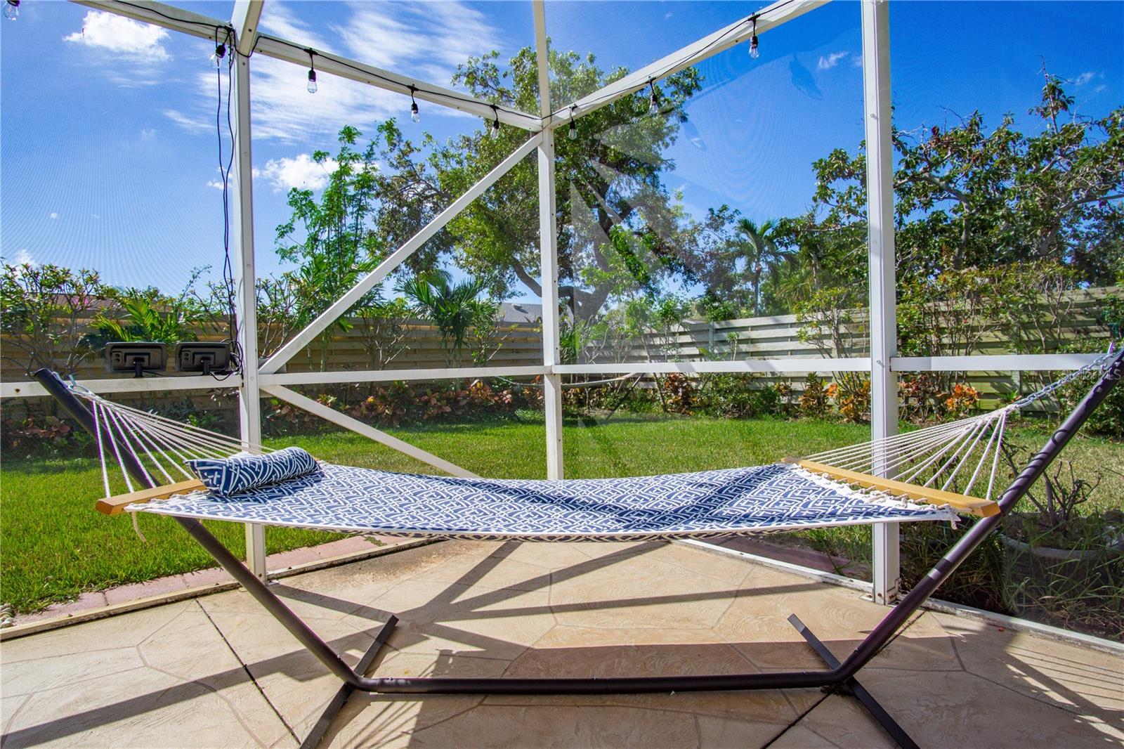 VILLAGE GREEN OF BRADENTON - Residential