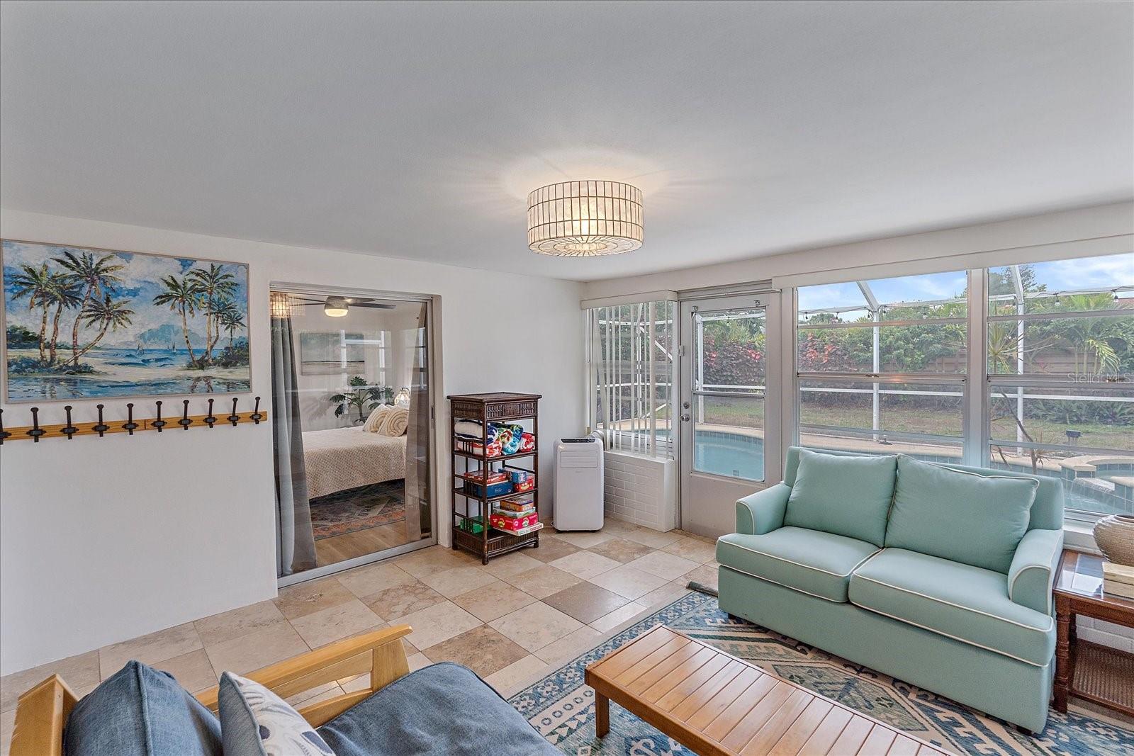 VILLAGE GREEN OF BRADENTON - Residential