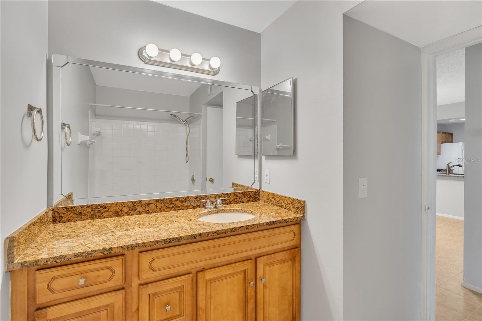 OXFORD SQUARE CONDO - Residential