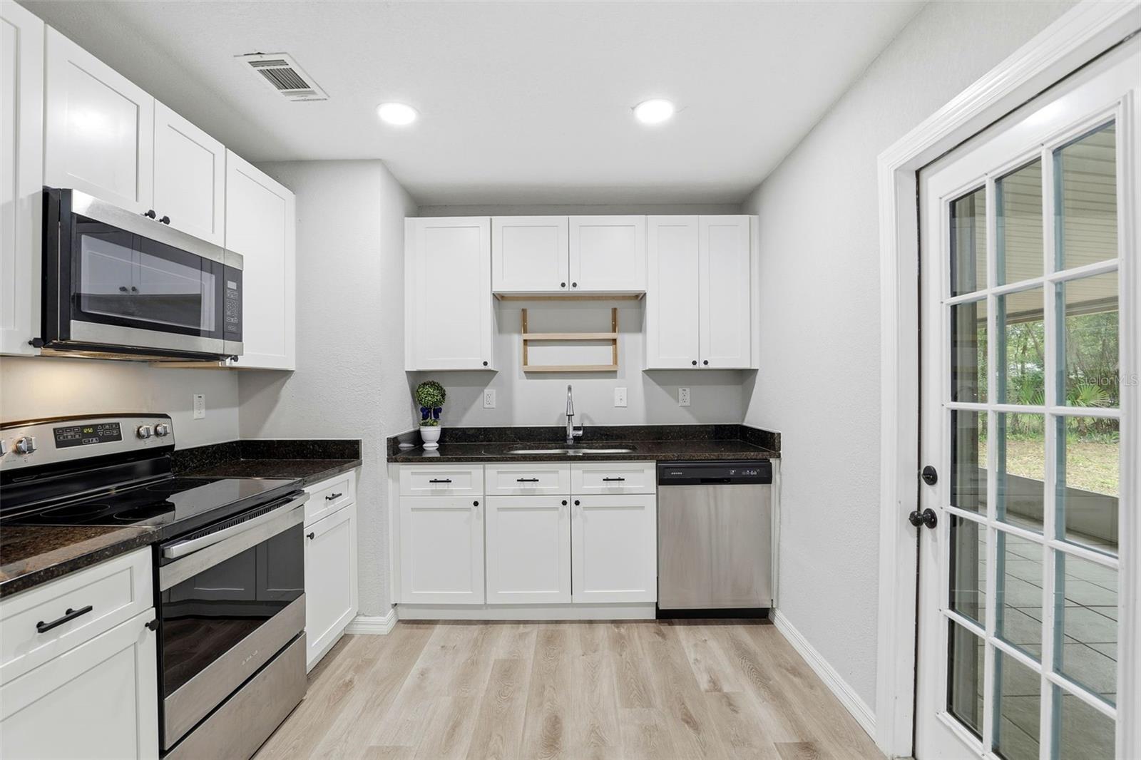 BUENA VISTA ESTATES - Residential