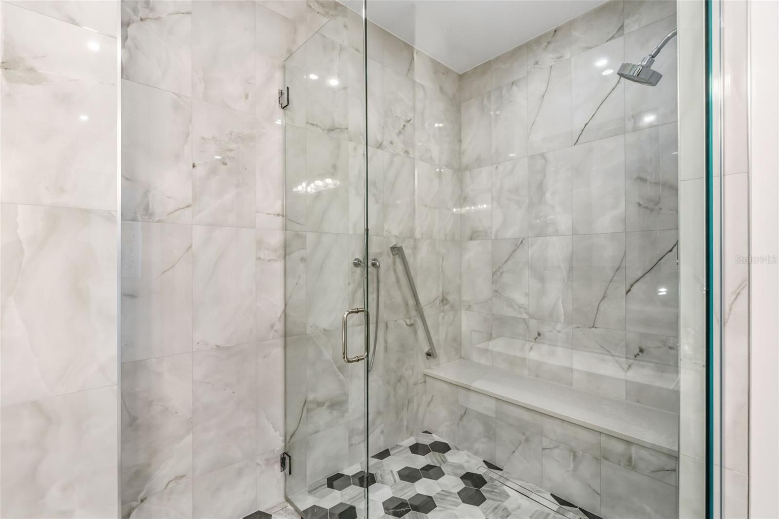 DEMARCAY - Residential