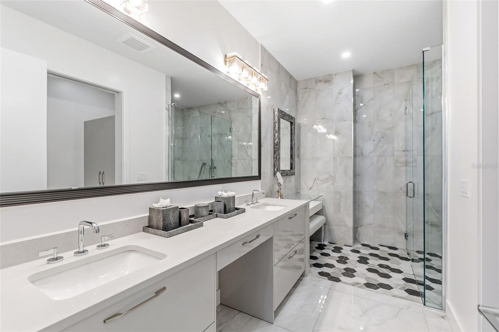 DEMARCAY - Residential