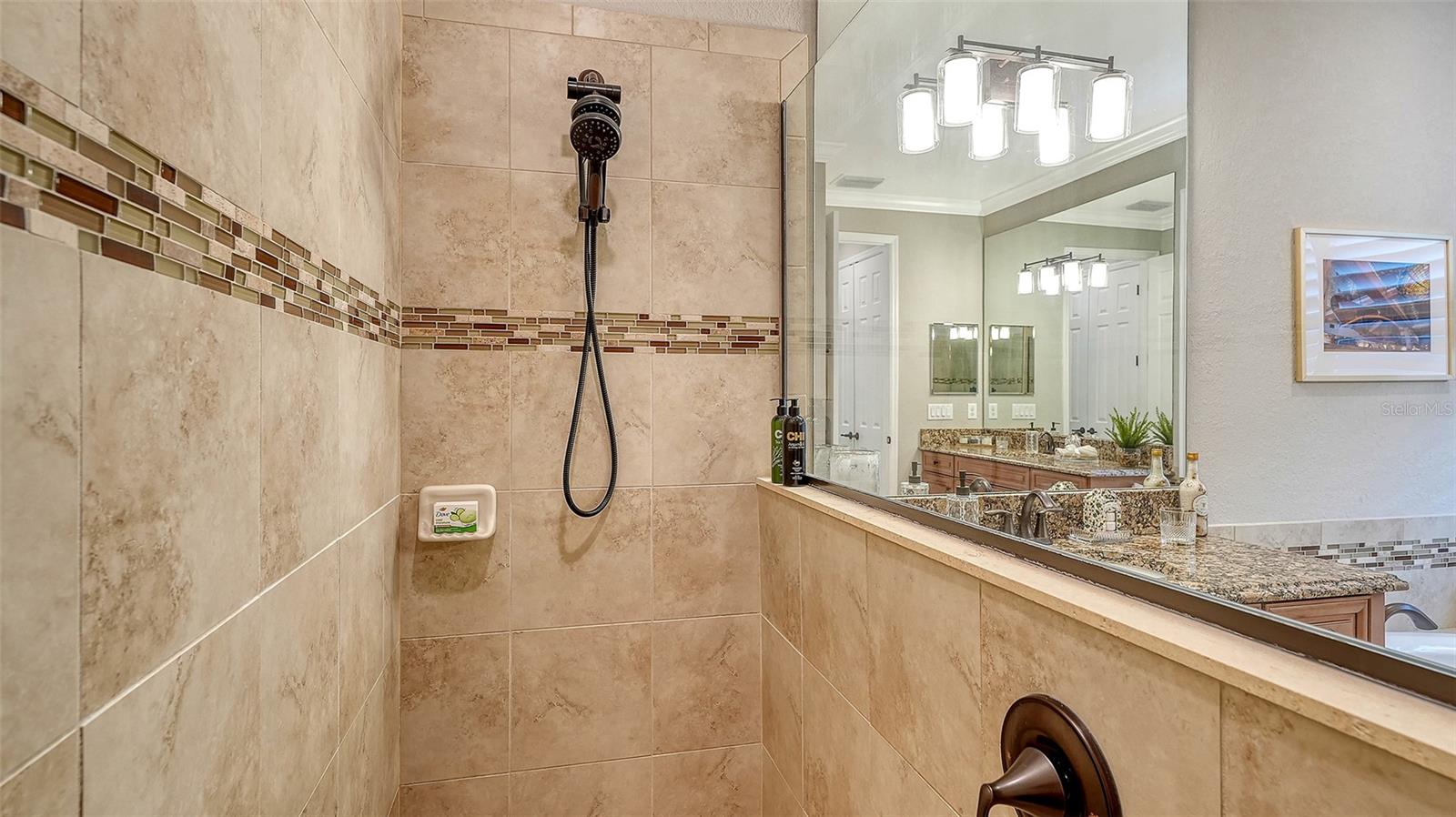 LAKEWOOD NATIONAL GOLF CLUB PH I - Residential Lease