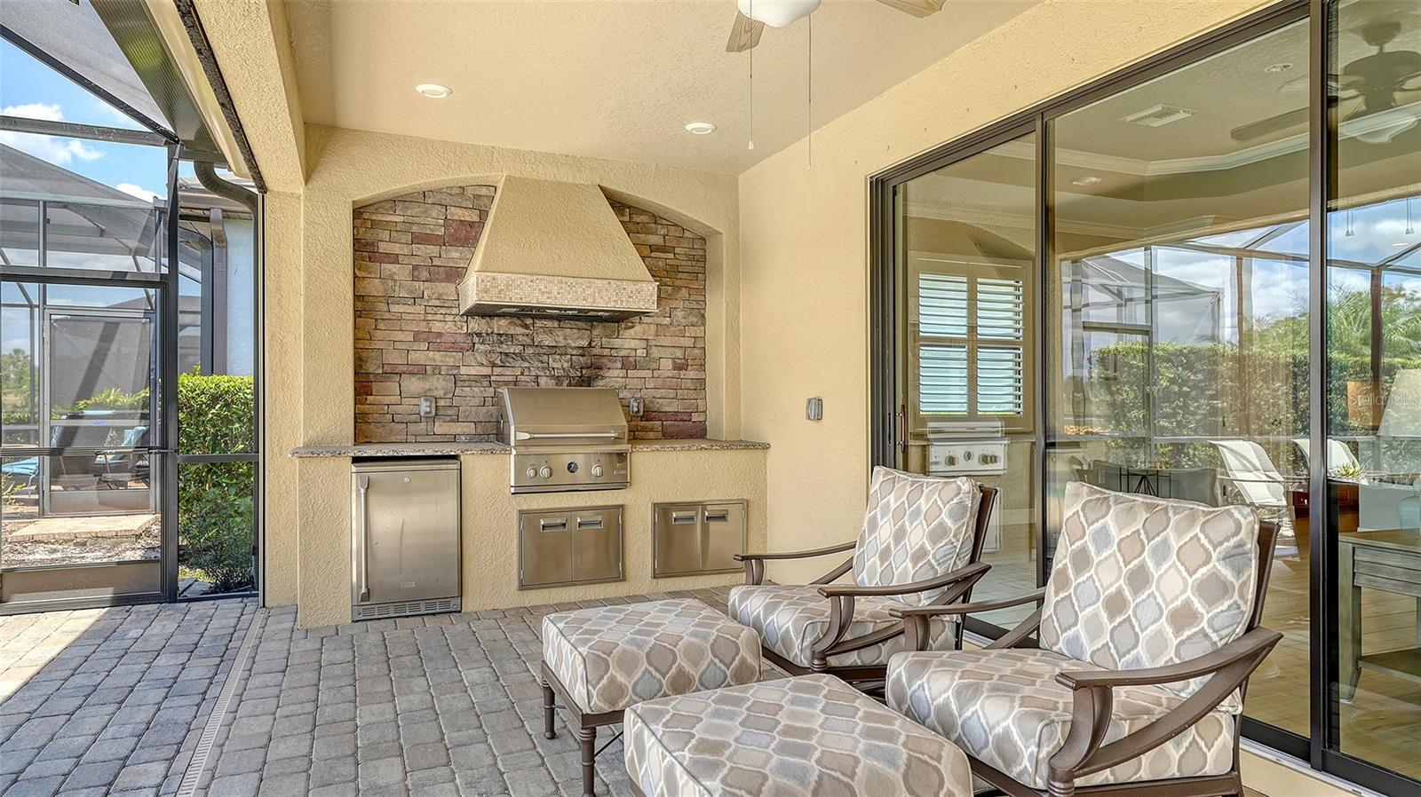 LAKEWOOD NATIONAL GOLF CLUB PH I - Residential Lease