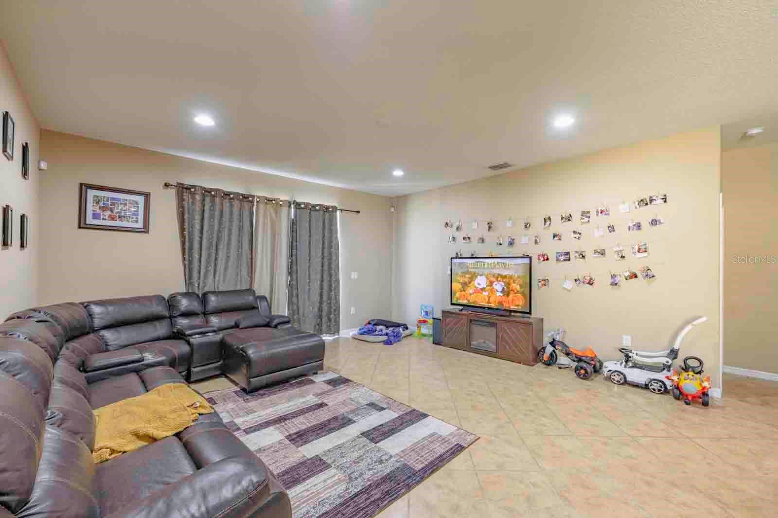 FOUNTAIN PARK PH 01 - Residential