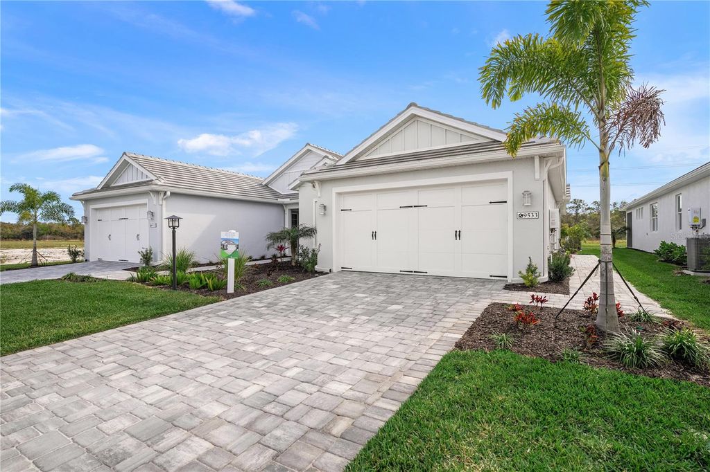 Photo of 9533 Lunar Dove Court Dr, Sarasota, FL 34240 (MLS # A4681608)