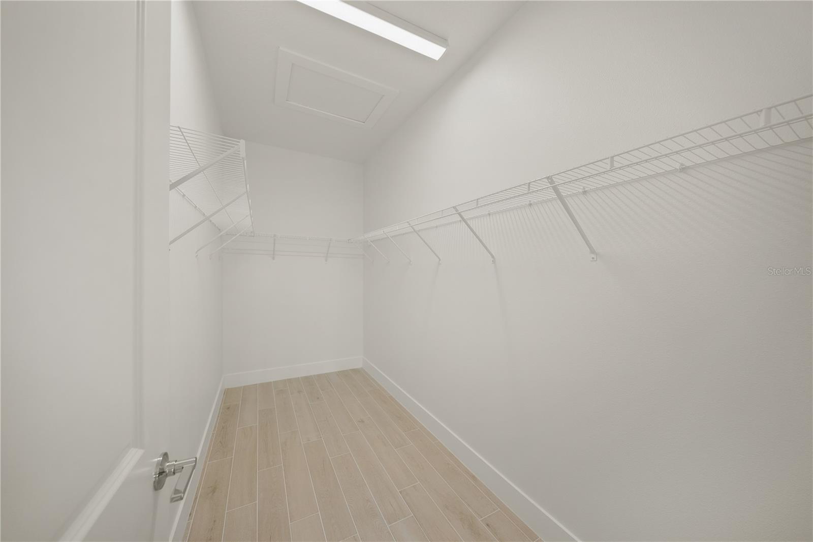 SHELLSTONE AT WATERSIDE - Residential