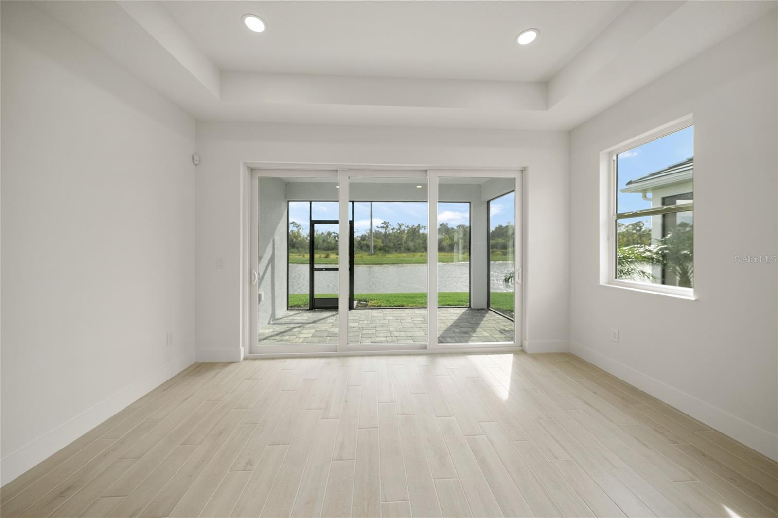 SHELLSTONE AT WATERSIDE - Residential