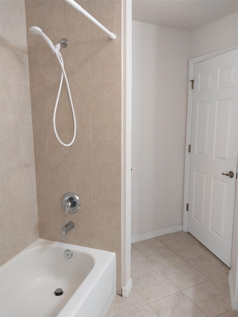 PORT CHARLOTTE SUB 49 - Residential Lease