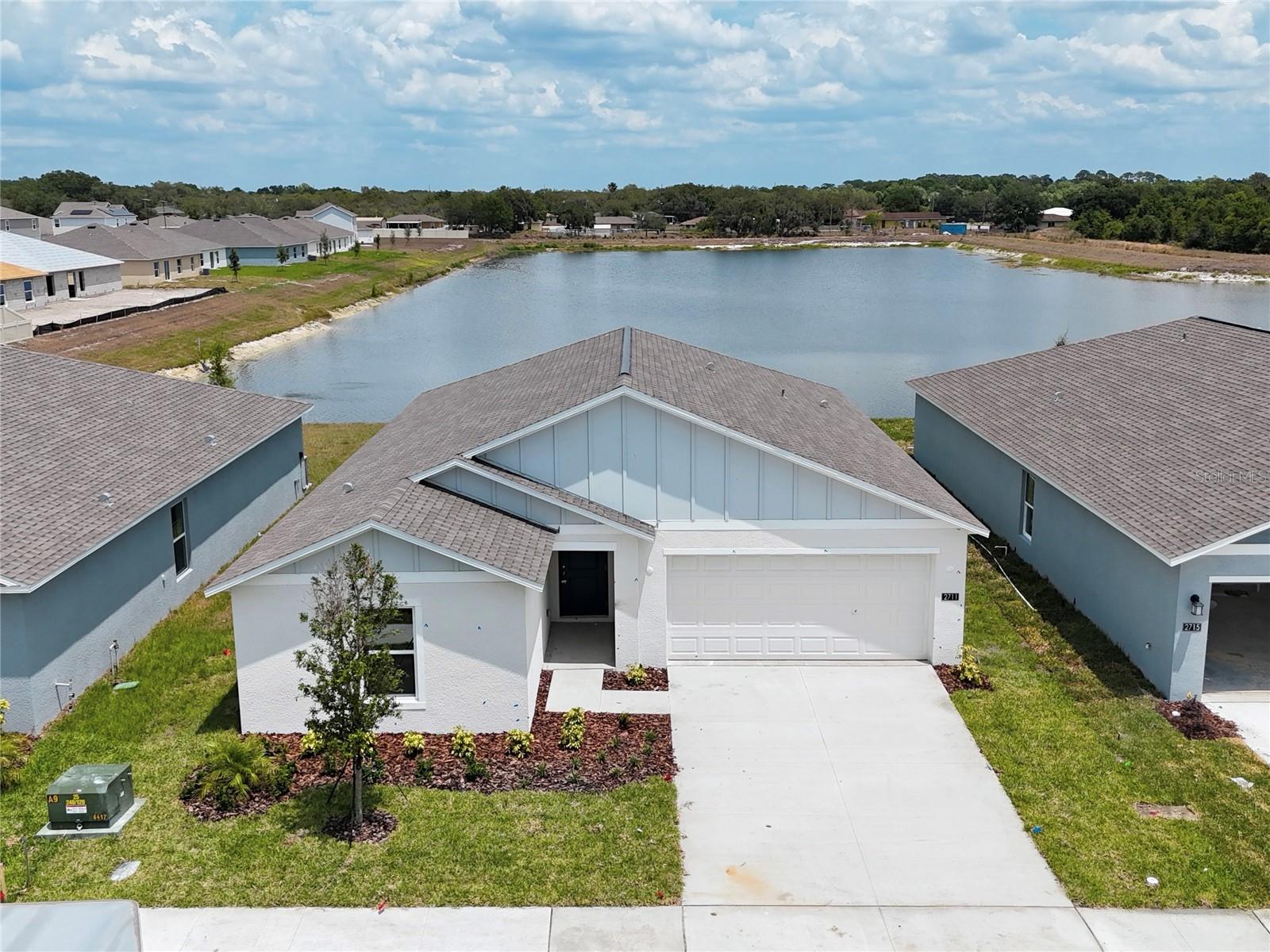 RANCHES/LK MCLEOD III - Residential Lease