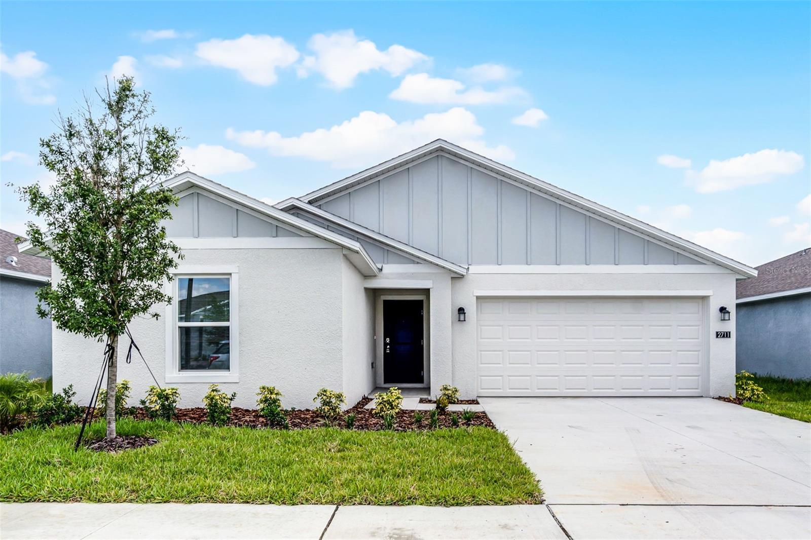 RANCHES/LK MCLEOD III - Residential Lease