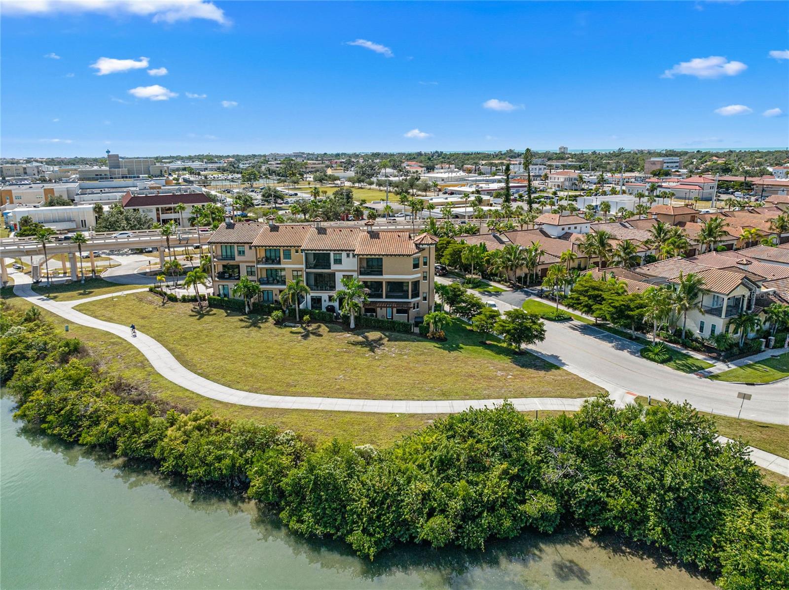 TRA PONTI VILLAGGIO - Residential