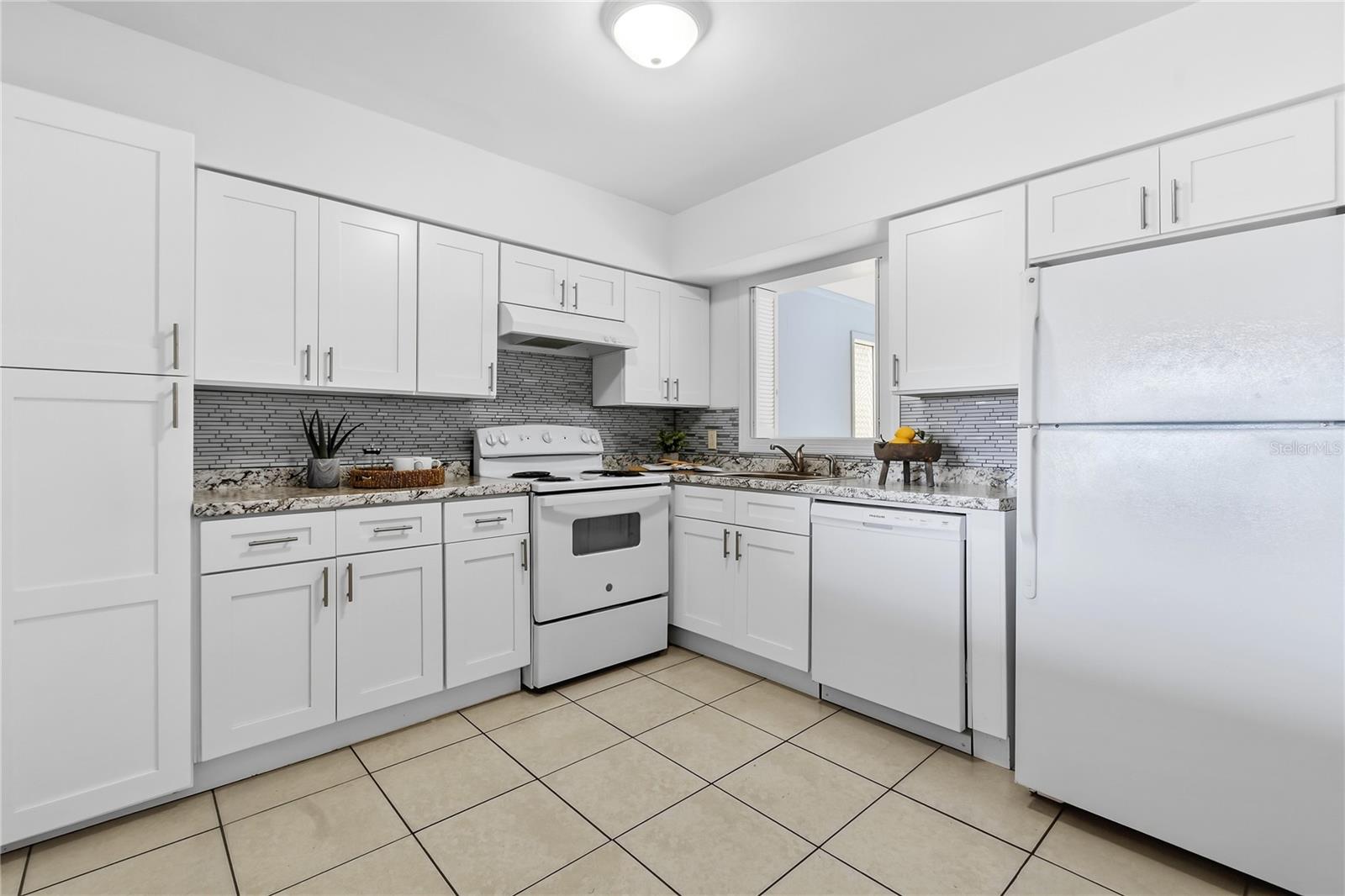 CENTRAL PARK ESTATES UNIT 1 - Residential