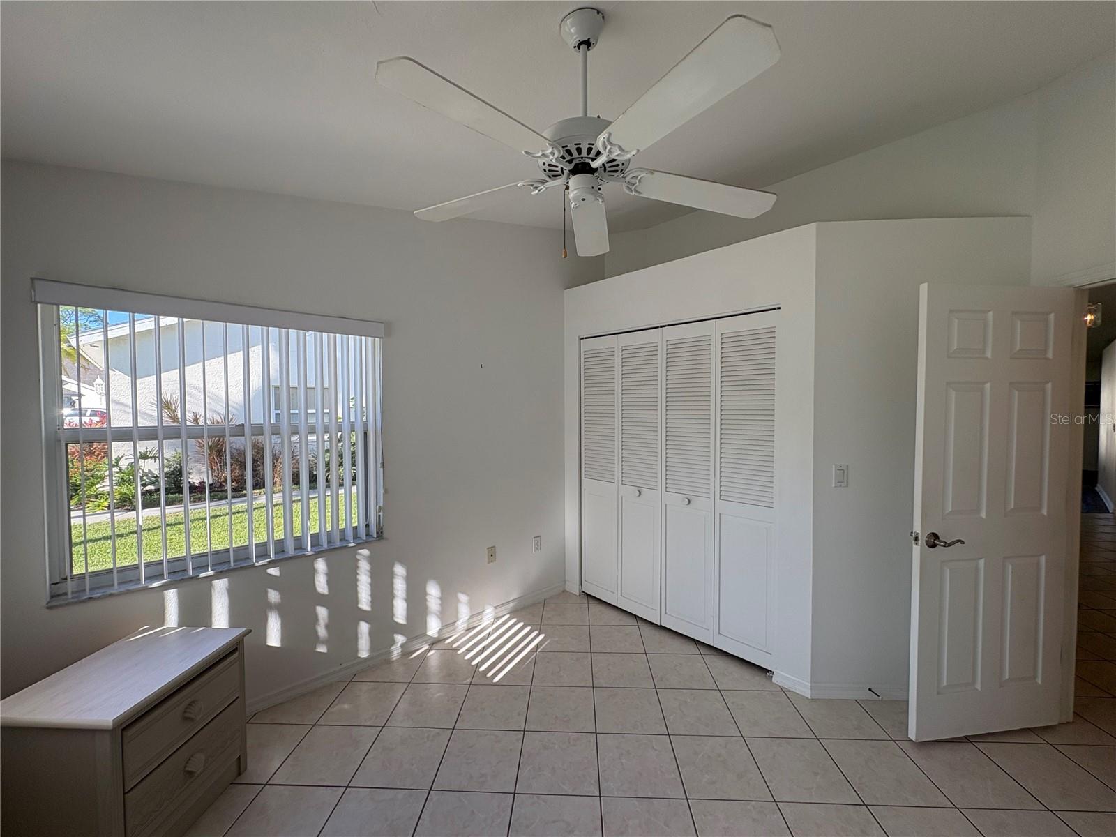 THE VILLAS OF EAGLE CREEK III & IV - Residential