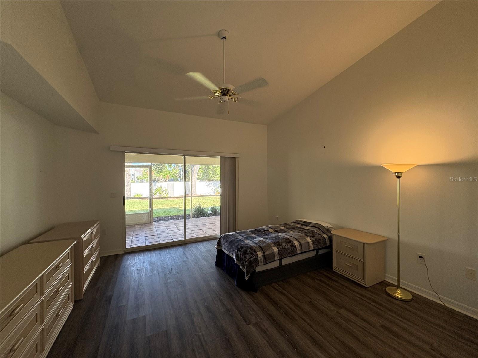 THE VILLAS OF EAGLE CREEK III & IV - Residential