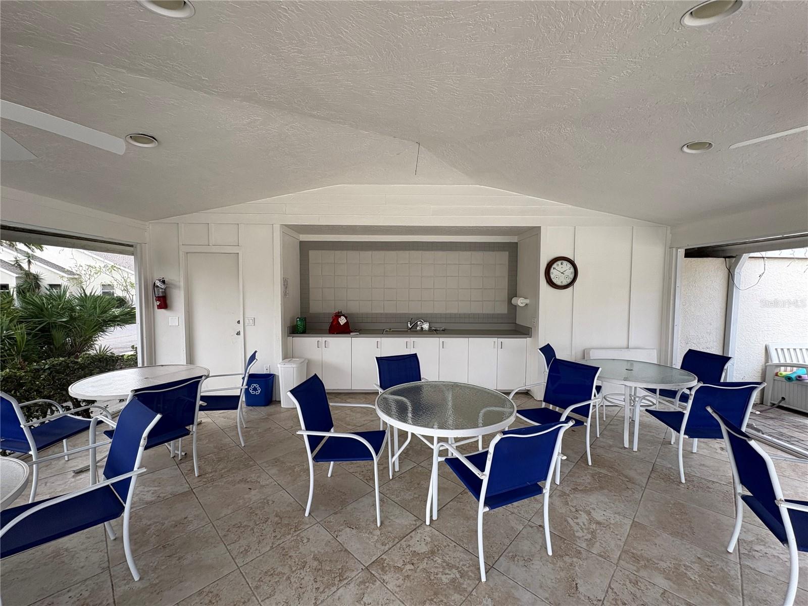 THE VILLAS OF EAGLE CREEK III & IV - Residential