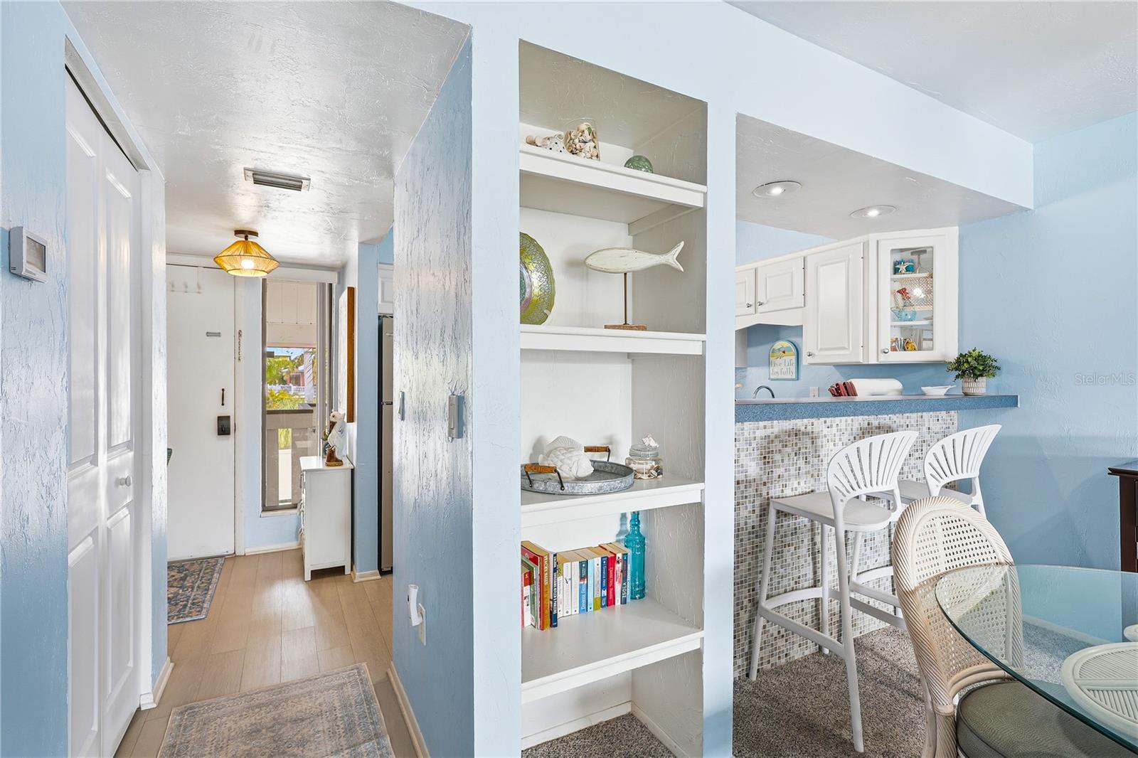 RUNAWAY BAY - Residential