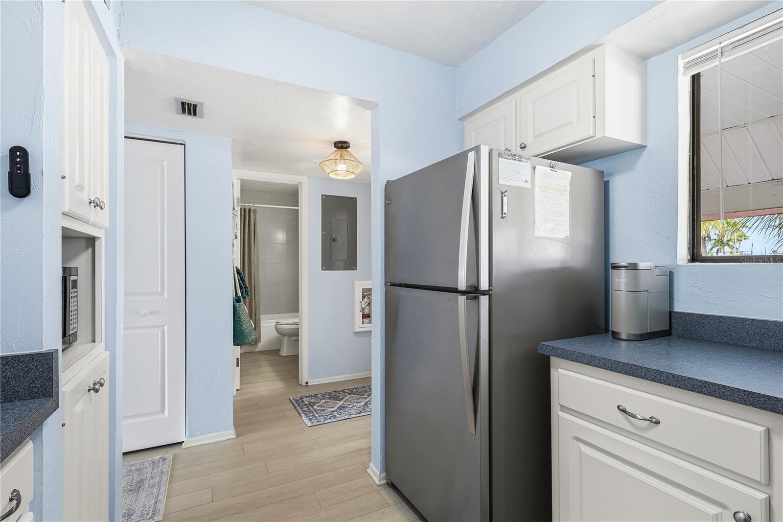 RUNAWAY BAY - Residential