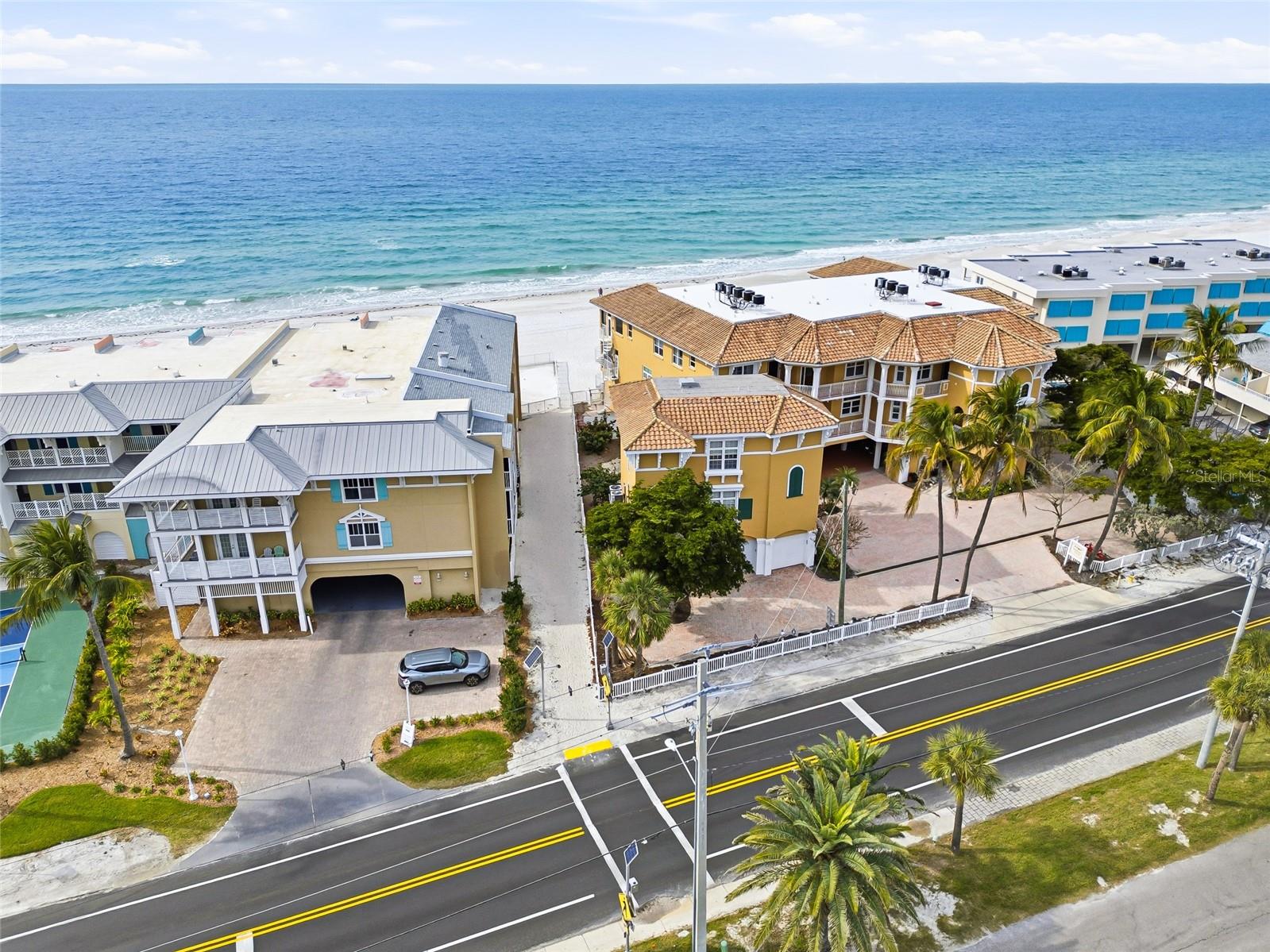 RUNAWAY BAY - Residential