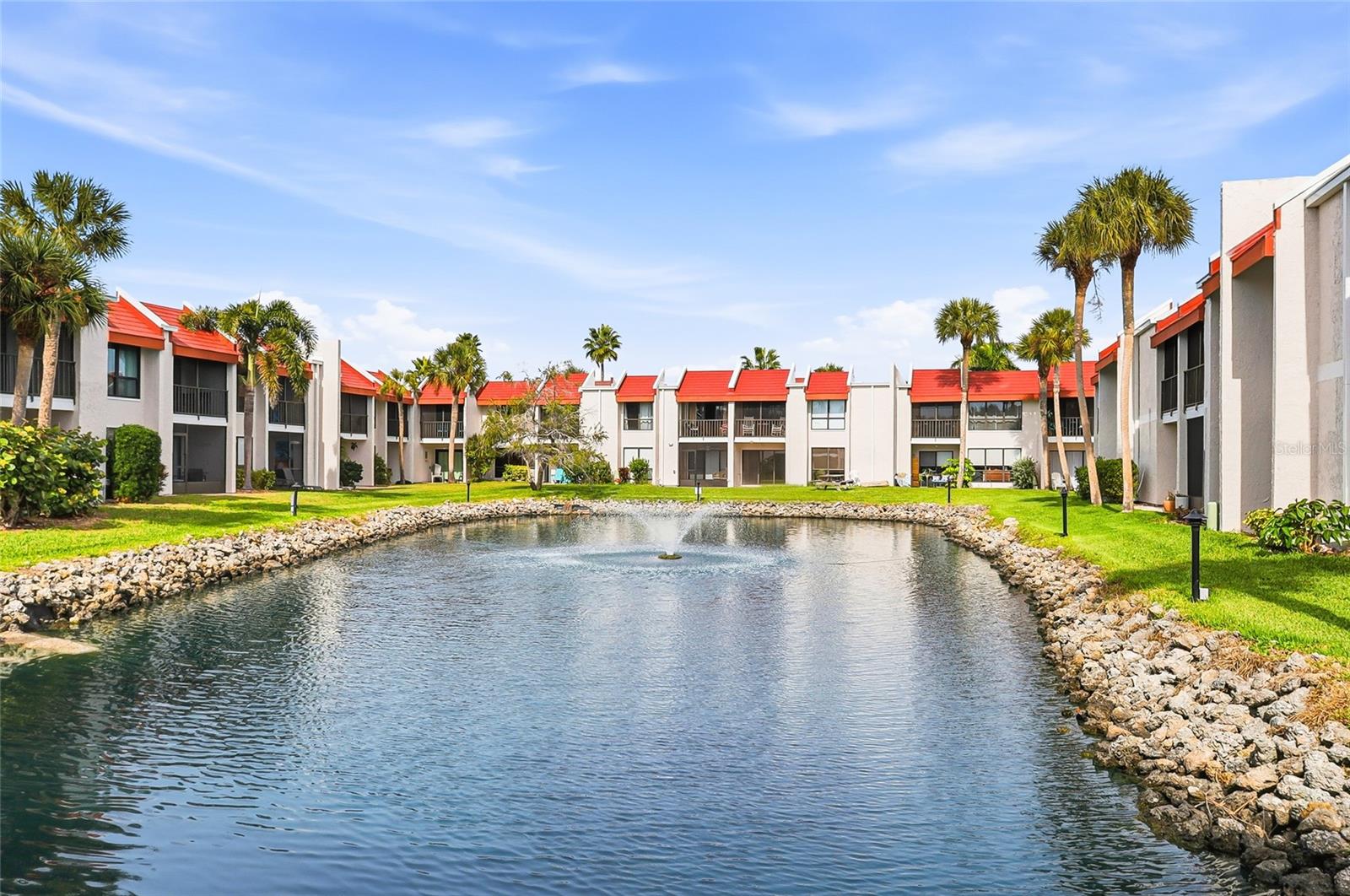 RUNAWAY BAY - Residential