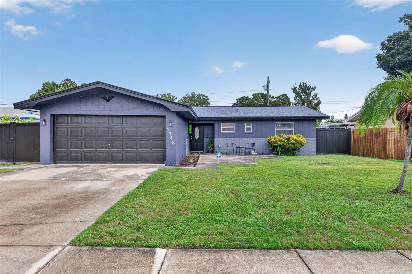 1748 GREENLEA DRIVE