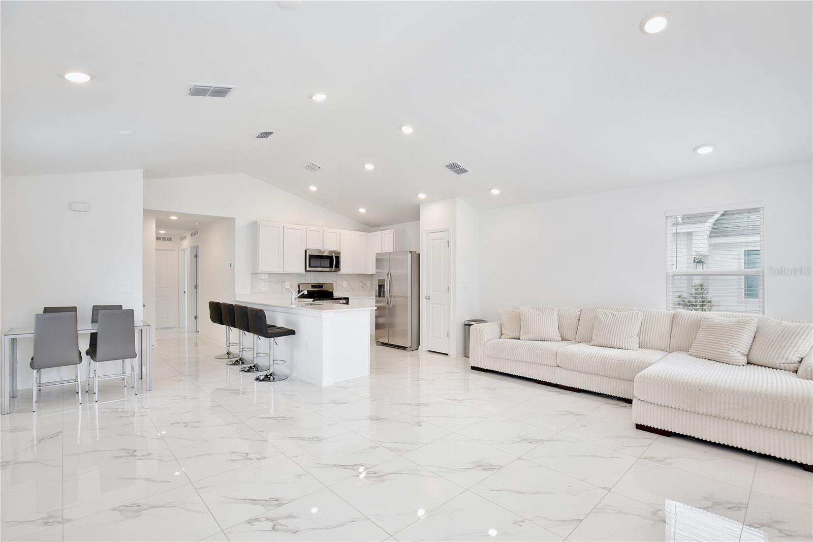 1709 TEAGAN LANE