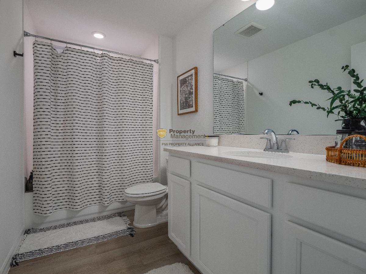 FESTIVAL PH 4 - Residential Lease