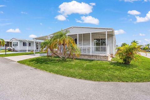 Photo of 251 Ibis, Punta Gorda, FL 33950 (MLS # TB8514962)