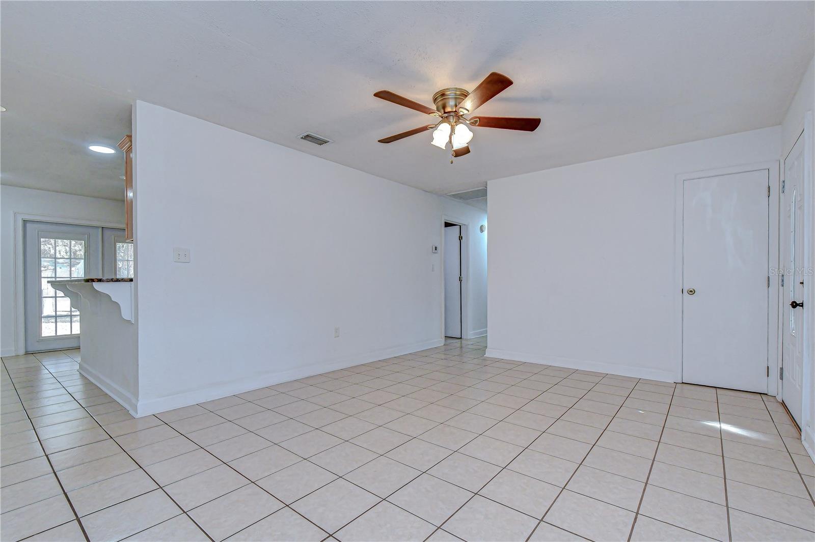 OAKVIEW ESTATES - Residential