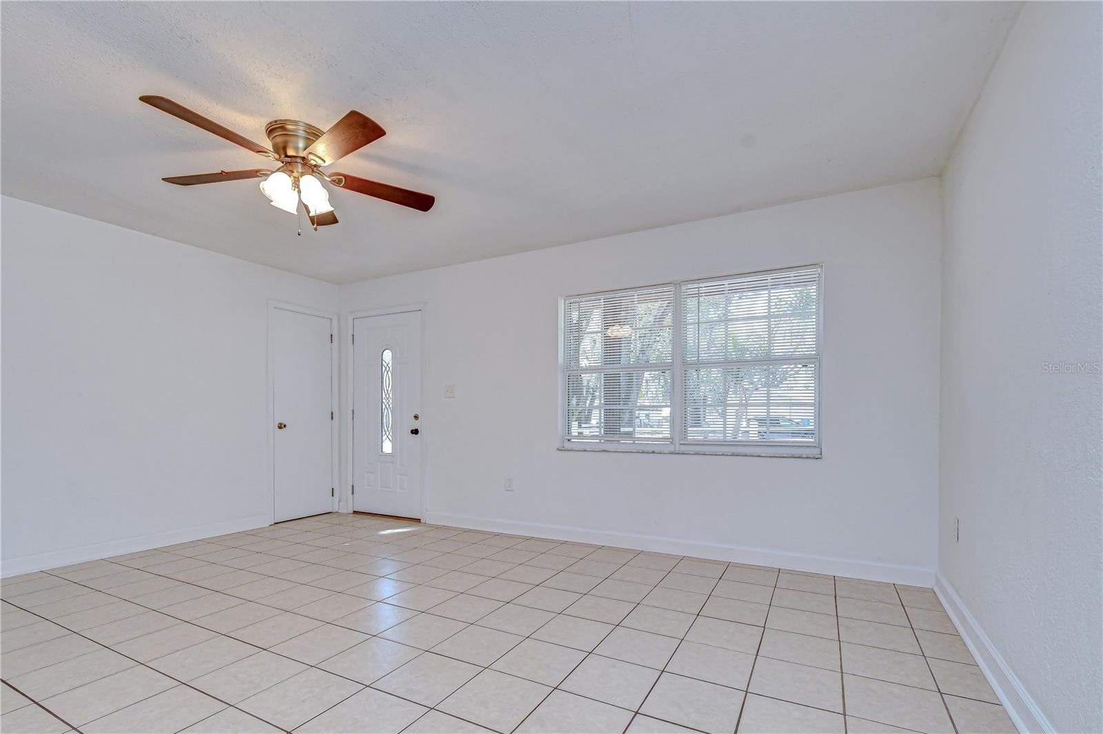 OAKVIEW ESTATES - Residential