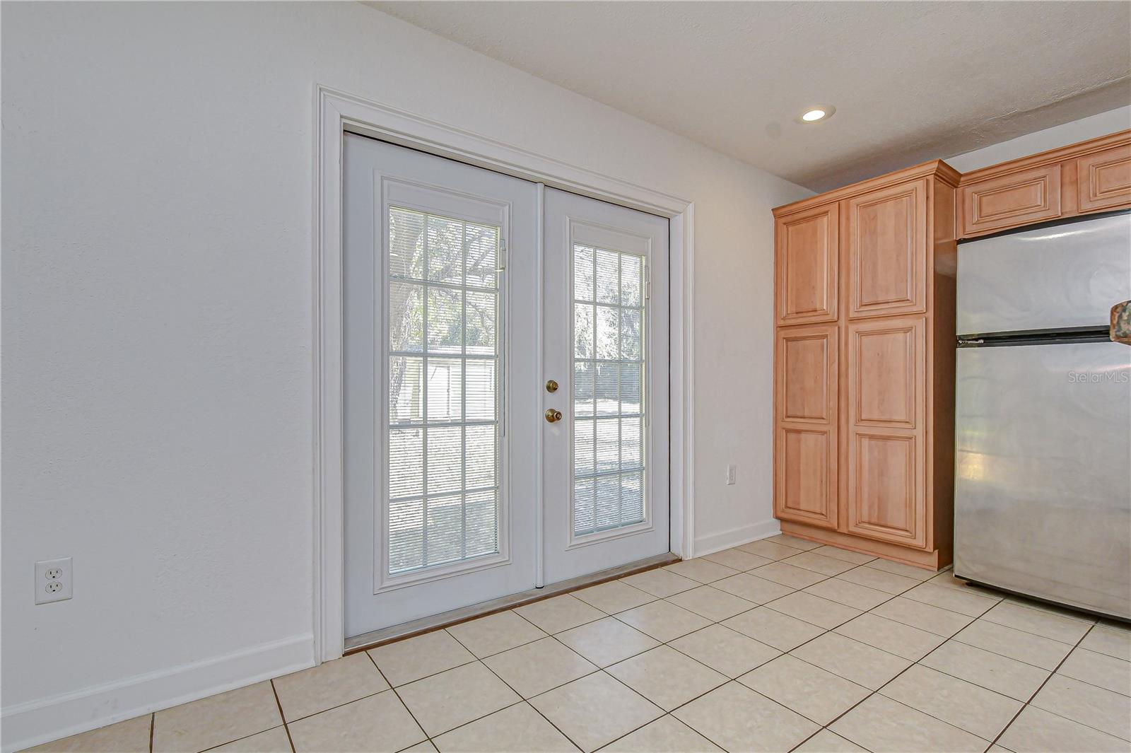 OAKVIEW ESTATES - Residential