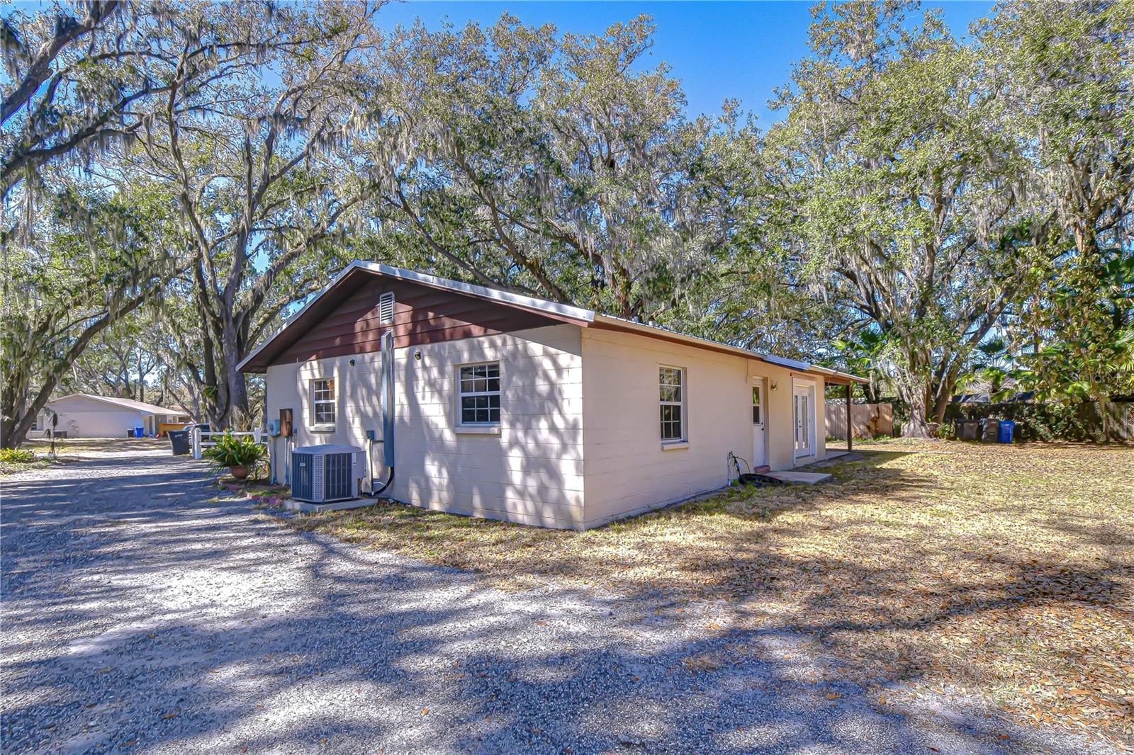 OAKVIEW ESTATES - Residential