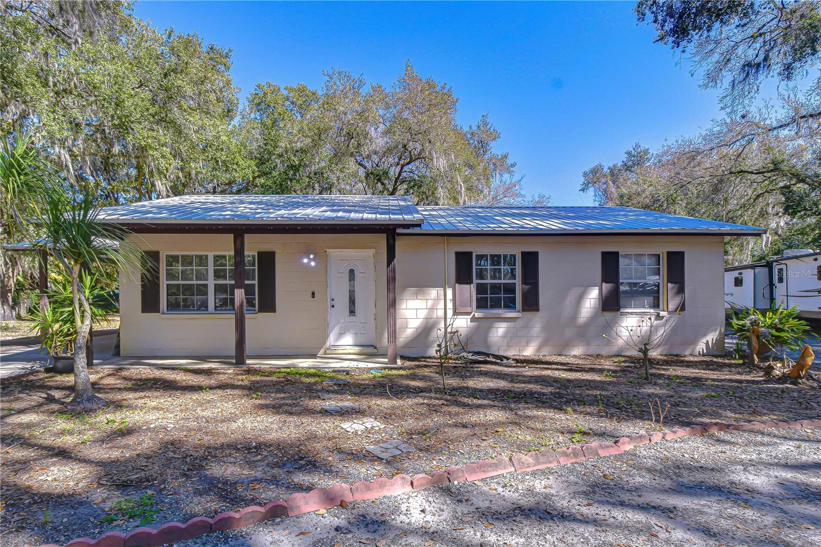 OAKVIEW ESTATES - Residential